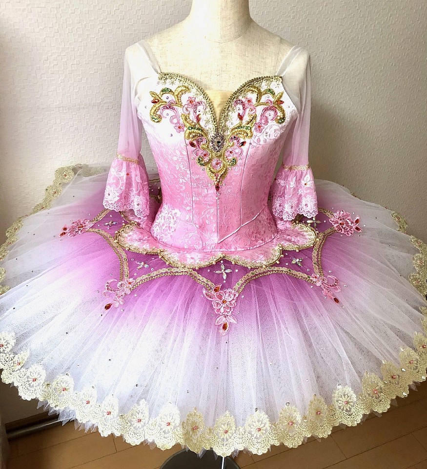Costume Studio Clara 衣装工房クララ