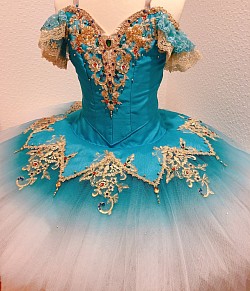 フロリナ、海賊など  150〜160cm  ¥8000