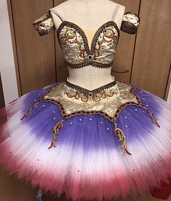 グラナーラ、オダリスクなど160〜170cm ¥8000