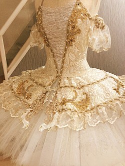 白、ゴールドチュチュB  160〜170cm ¥8000